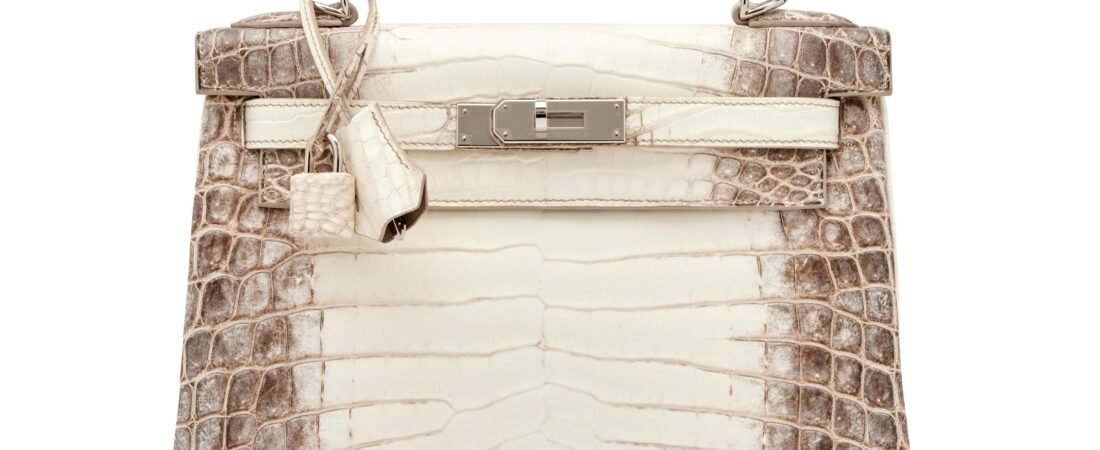 Sự khác biệt giữa hàng hiệu và hàng cao cấp – Hiểu đúng trước khi xuống tiền